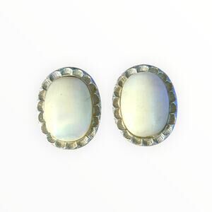 Vintage Mid Century Off White Oval Cabochon Gold Tone Clip Clip On Earrings